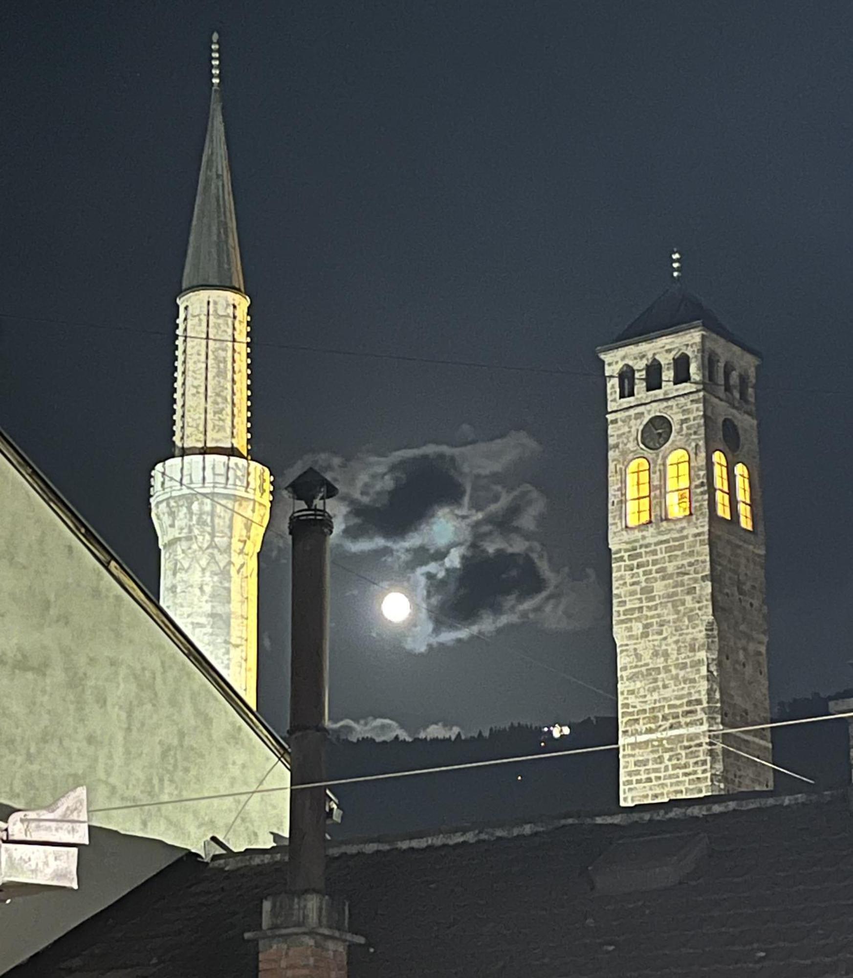 Sarajevo Luxury Apartment - 50 M From Old Sarajevo Clock Tower Saraievo Exterior foto