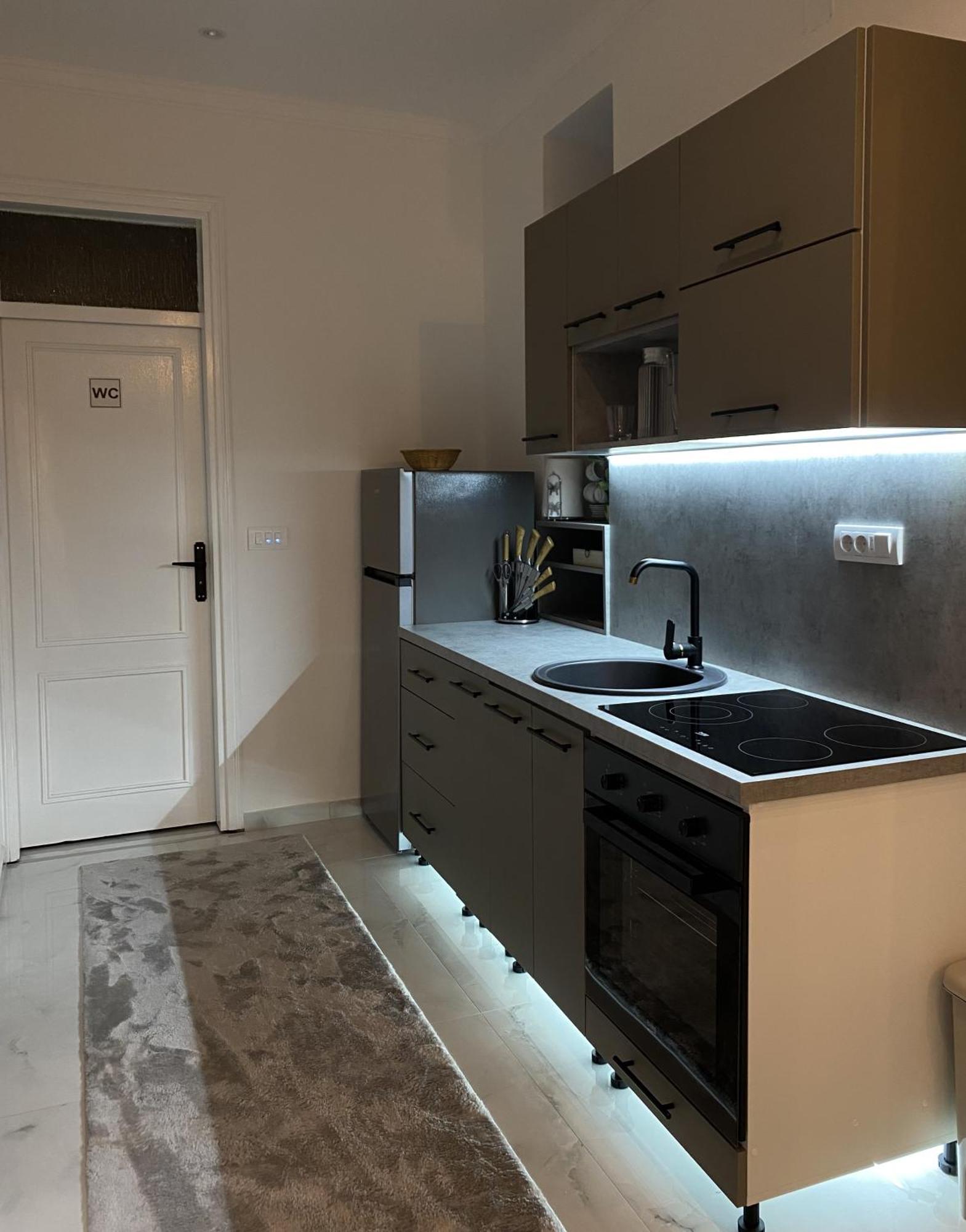 Sarajevo Luxury Apartment - 50 M From Old Sarajevo Clock Tower Saraievo Exterior foto